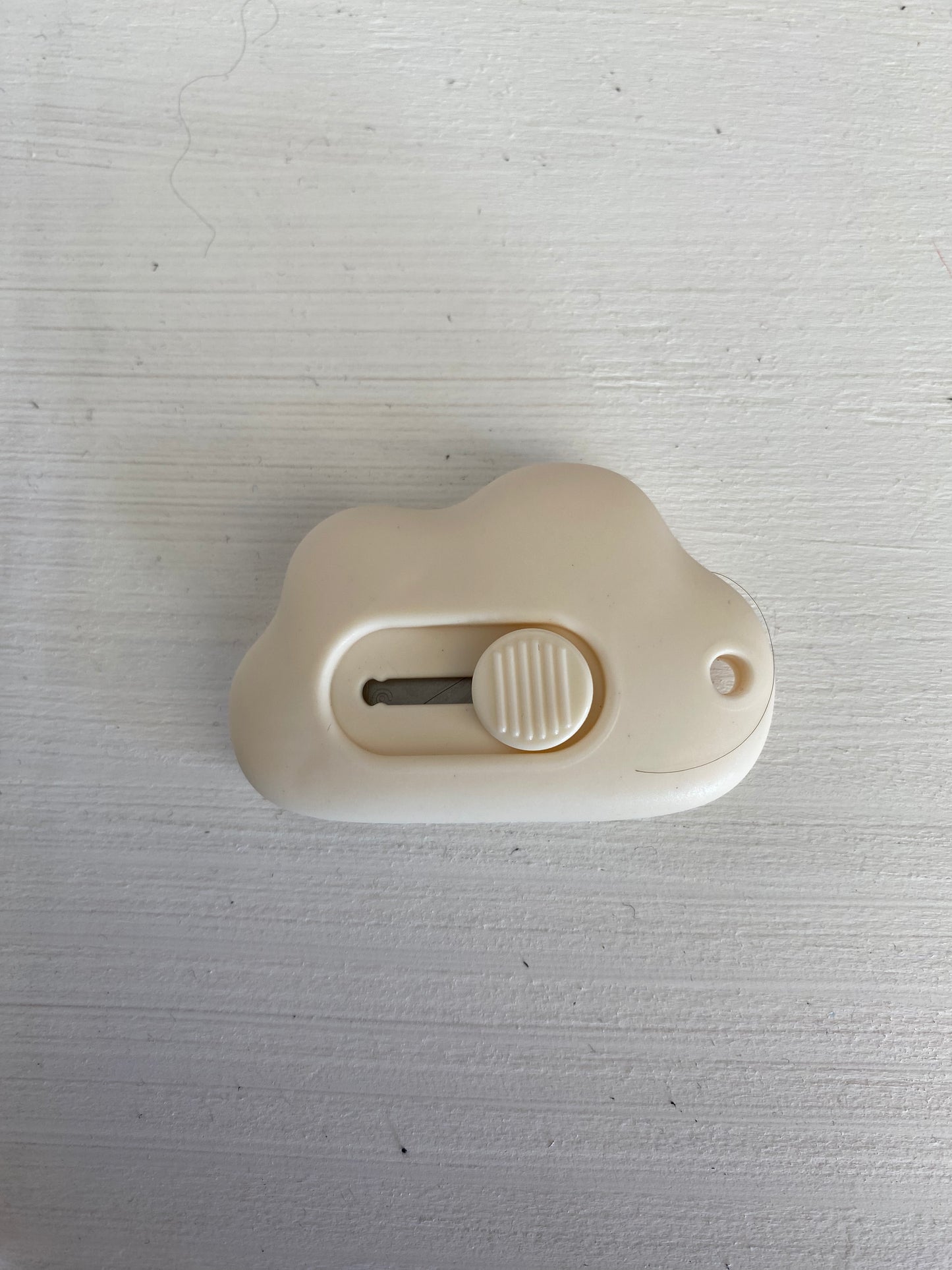 Travel Boxcutter Cloud